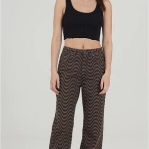 Straight-Leg Wavy Print Jeans in Brown and Black